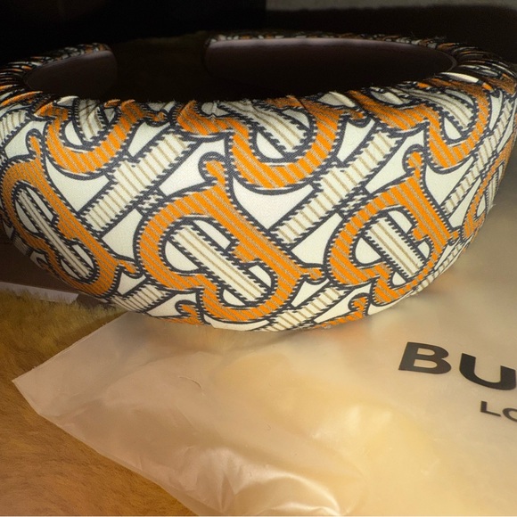 Burberry Multicolor Hair Accessory - Picture 3 of 3